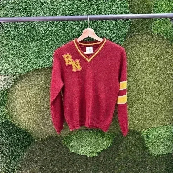 Vintage  BN Collegiate Sweater Medium - Picture 1 of 4
